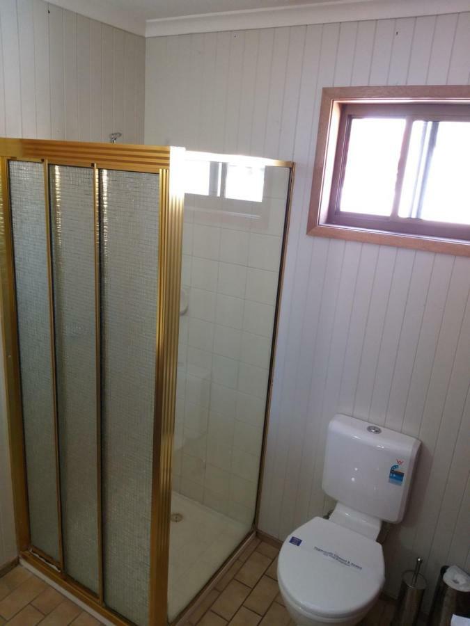 Country Mile Motor Inn Forbes Bagian luar foto